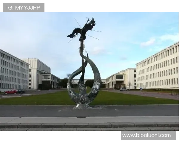 里尔与卡昂历史交战回顾及战绩分析探讨