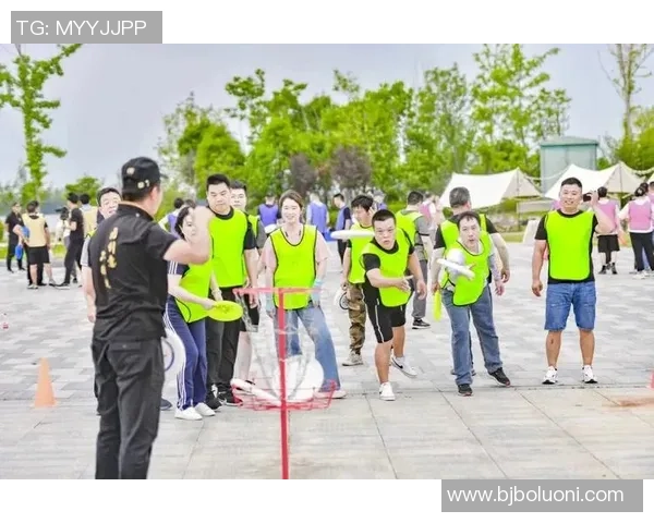 飞盘热潮下的上海飞盘队配合创新与战术变革探讨MBA