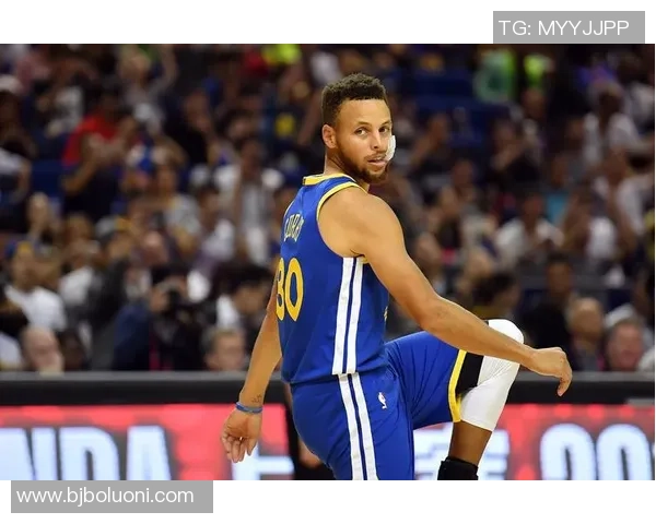 库里单场51分助勇士战胜奇才展现超级明星风采 库里单场51分助勇士战胜奇才展现超级明星风采