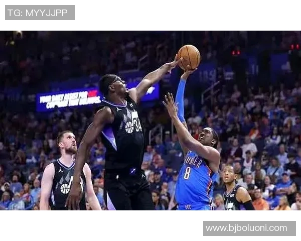 雷霆与爵士精彩对决全场录像回顾及精彩瞬间分析