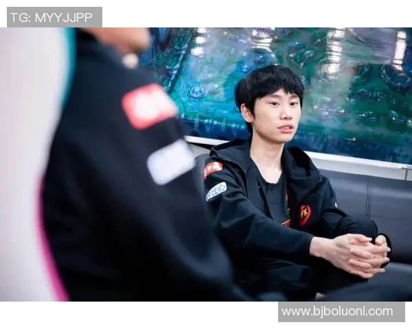 FPX战术解析：如何通过转换体系实现游戏优势与团队协作