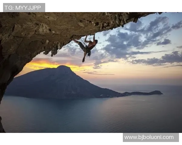 南京极限运动队攀岩联赛的拼搏历程与荣耀瞬间分享
