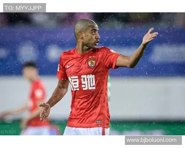 深圳飞盘队进攻战术解析与实战应用深度分析