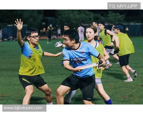 广州飞盘队在比赛中的整体压制表现及其得失分析